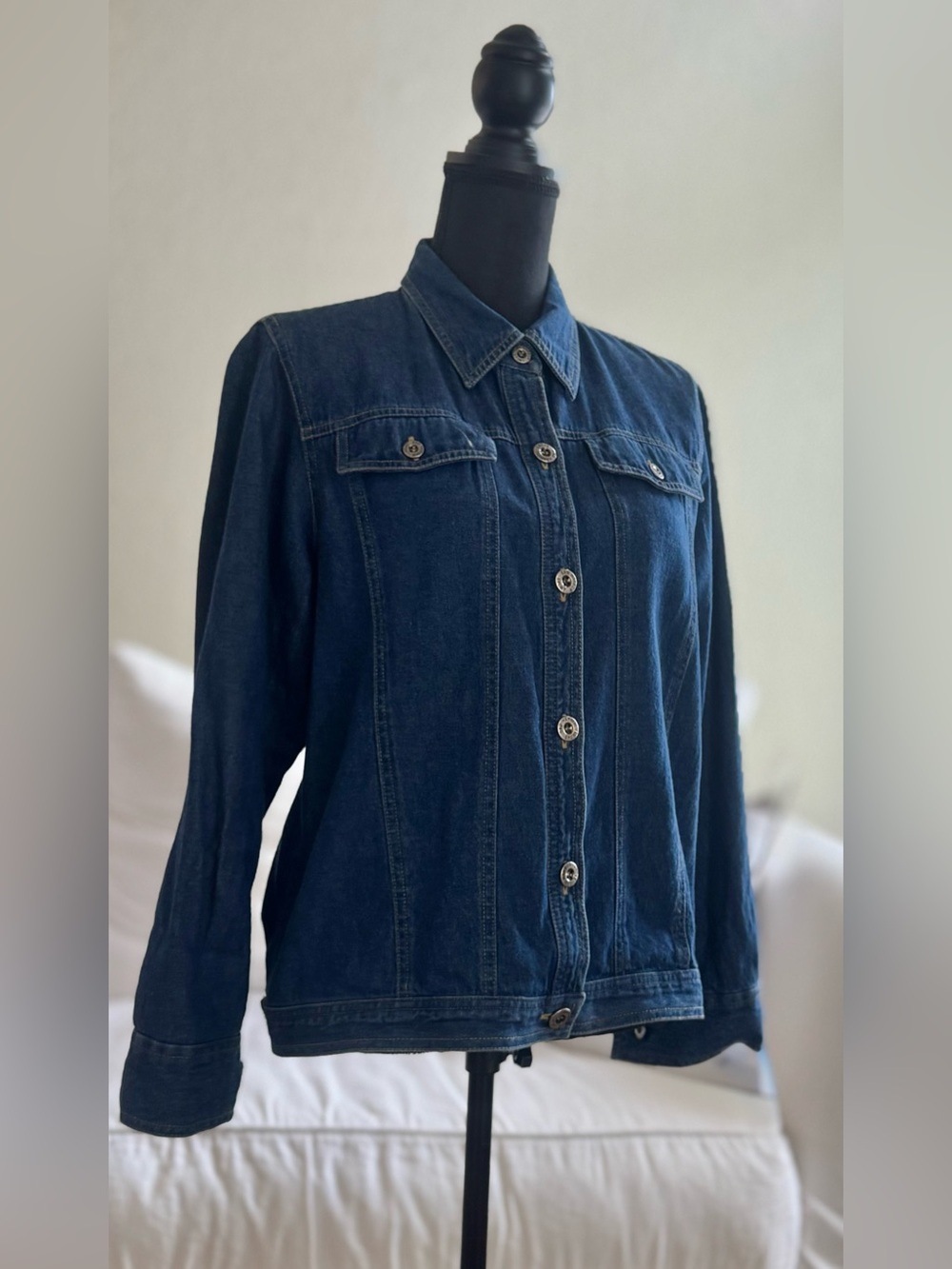 Classic Dark Blue Jean Jacket 100% Cotton lightweight for summer size S